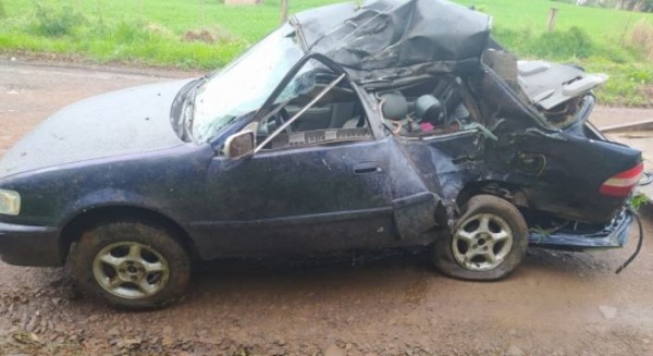 Mulher morre no hospital após sofrer grave acidente na BR-282 em Pinhalzinho