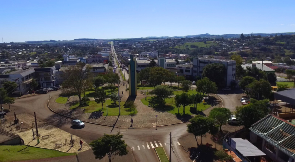 Cinema na Praça retorna com sessões gratuitas neste sábado (16)