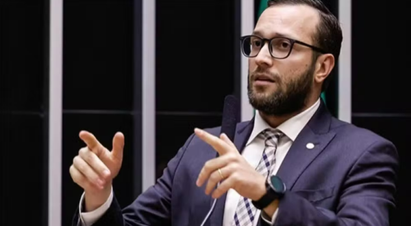 PL oficializa Filipe Barros como candidato ao Senado pelo Paraná