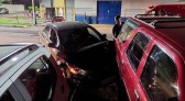 Embriagado e com CNH vencida, jovem causa acidente
