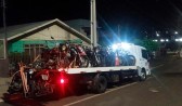 Caminhão foi pequeno para transportar motos apreendidas.