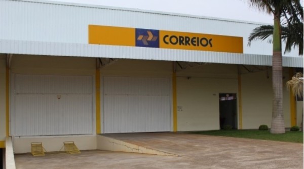Governo aprova reajuste de 4,39% nas tarifas dos Correios; veja novos valores