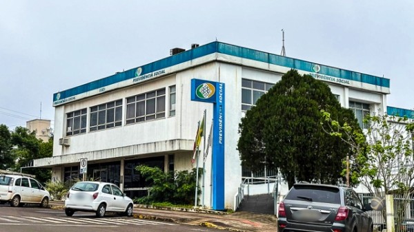 Servidores do INSS prorrogam greve; veja como fica o atendimento nas agências