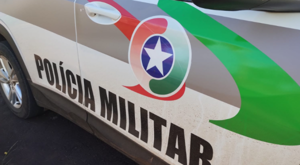 Briga em bar termina com homem ferido e confusão em farmácia