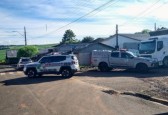Jovem é flagrado no forro de residência durante operação policial