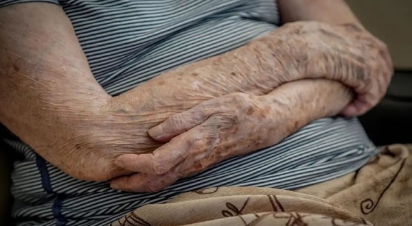 SUS terá primeiro medicamento para demência associada ao Parkinson