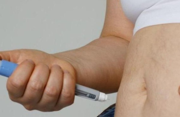 Operação combate venda ilegal de medicamentos para emagrecimento em SC e outros 11 estados