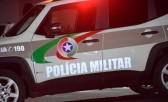 Homem embriagado causa danos e faz ameaças em lanchonete