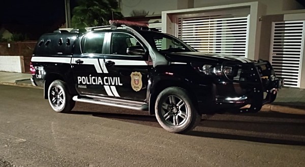 Mulher é presa por descumprir medida protetiva contra a mãe de 83 anos