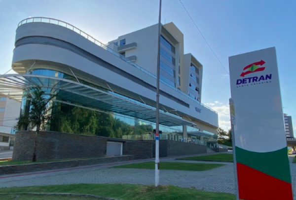 Detran SC terá seis meses para se adequar às normas federais da nova CNH