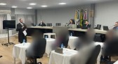 Acusado de feminicídio triplamente qualificado tentado, é absolvido pelo tribunal do júri