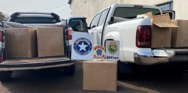 PF apreende 15 mil cigarros eletrônicos em caminhonetes de comboio