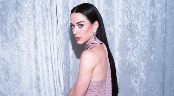 Katy Perry depõe e diz que quer 'justiça' em disputa por mansão de US$ 15 milhões