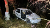 Saída de pista deixa duas pessoas gravemente feridas na Linha São José