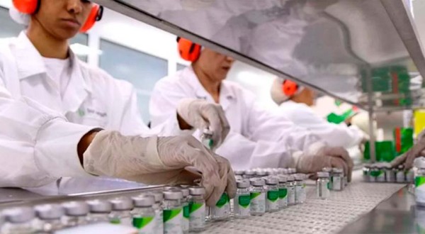 Produção industrial tem queda de 0,3% em janeiro, diz IBGE