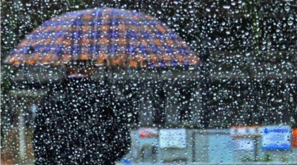 Frente fria provoca chuva intensa em SC; confira a previsão do tempo para a semana