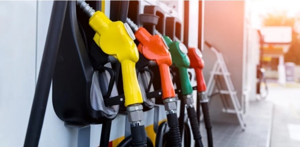 Petrobras reduz preço do diesel em R$ 0,17 a partir desta terça-feira (1º)