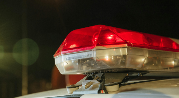 Motociclista é flagrado fazendo manobras perigosas perto do Hospital Regional