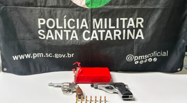 Desentendimento entre familia termina com tiros, prisão e apreensão de armas e droga