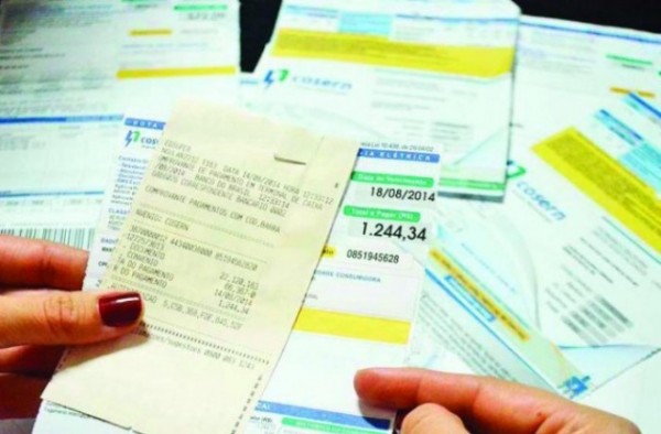 Estudo revela cidades com mais inadimplentes e endividados em Santa Catarina; veja ranking