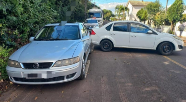 Motorista é preso por embriaguez após colisão no centro