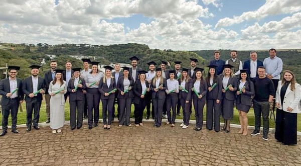 Sicredi Soma forma nova turma de gestores