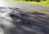 Motociclista vai receber R$ 40 mil de indenização por ter caído em buraco não sinalizado