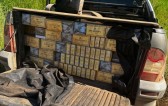 Picape Strada de Barracão com 12.500 carteiras de cigarros contrabandeados é interceptada