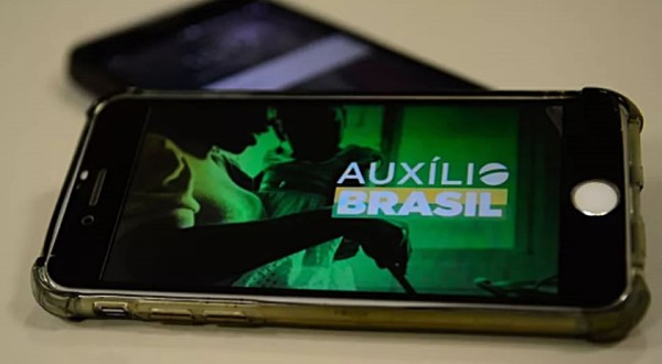 Auxílio Brasil de R$ 600 começa a ser pago nesta terça-feira