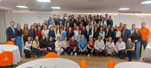 Parceria Unetri e Cresol Evolução promove Programa de Trilhas de Gestão e Liderança