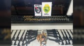 PM apreende arsenal de armas em dois caminhões vindos do Paraguai