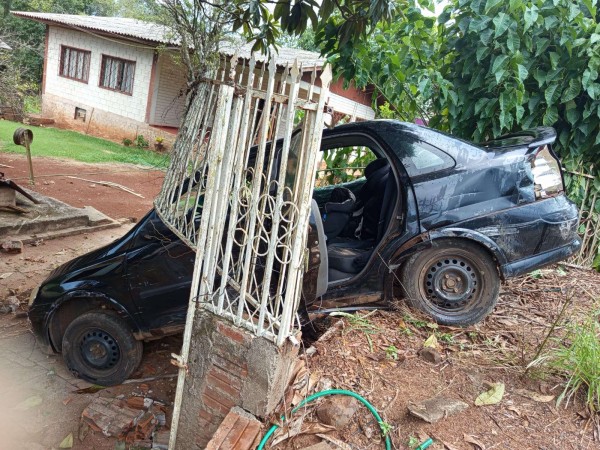 Colisão traseira é registrada na PR-562