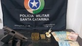 Homem é preso pelo crime de tráfico internacional de armas e drogas