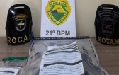 Polícia Militar apreende um quilo de crack escondido em para choque de carro