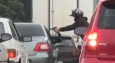 Vítimas são executadas a tiros dentro de carro em Londrina