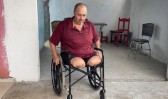 João taxista tem pernas amputadas e família pede ajuda para cadeira elétrica