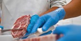 Empresas vão doar 2 milhões de quilos de carne ao RS