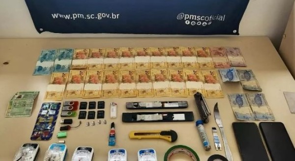 Entenda como casal tentou fraudar caixa eletrônico com câmera camuflada em SC