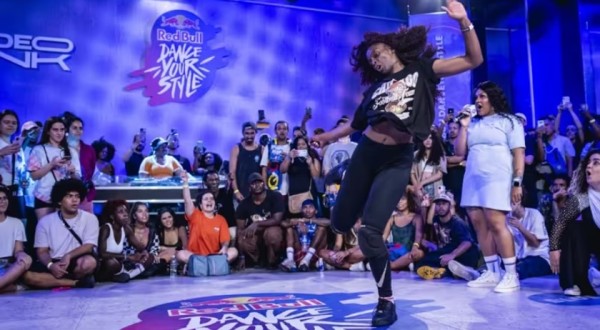 Conquista inédita! Brasileira é finalista em mundial de dança urbana