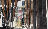Homem é preso com arsenal e quase 400 munições após agredir companheira no Oeste