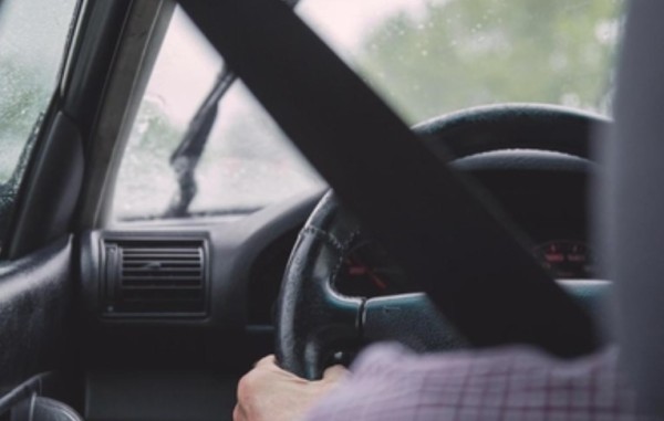 Carteira de motorista sem autoescola deve ficar até 80% mais barata