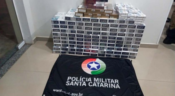 Homem é flagrado com produtos de contrabando