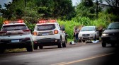 Motociclistas tentam evitar abordagem e PM descobre crime de contrabando