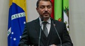 Moisés envia pacote à Alesc com R$ 115 milhões para BRs e migração ao SCPrev