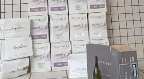 PM apreende 109 garrafas de vinho sem documentação