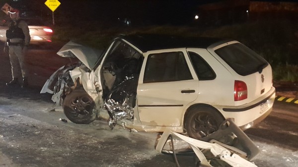Uma pessoa morre e cinco ficam feridas em colisão registrada na PR 180