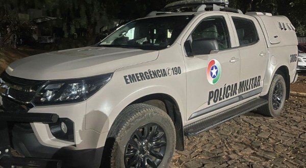 Homem com dois mandados de prisão é detido durante patrulhamento