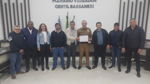 Poder legislativo entrega homenagem ao  Sargento da Polícia Militar