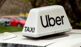 Uber é multada em R$ 384 mil após motorista recusar corrida a atleta cego com cão-guia