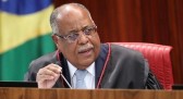 Ministro do TSE multa advogado que pediu anulação do julgamento que deixou Bolsonaro inelegível